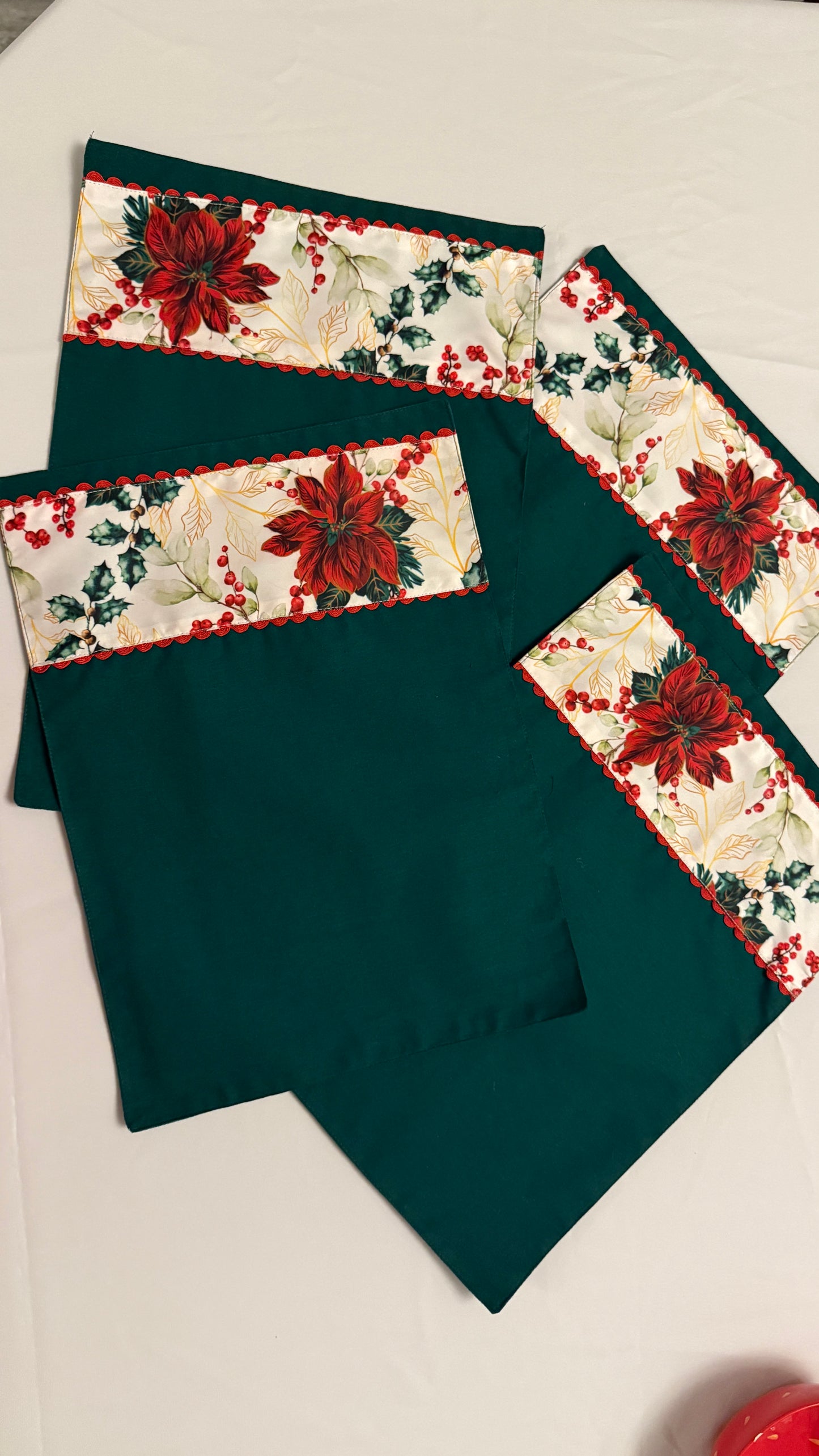 Poinsettia Table mats - available in two colours - Set of 4